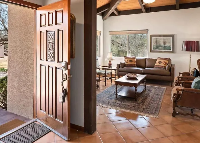 Secluded Countryside Desert Sanctuary For Family Holiday home