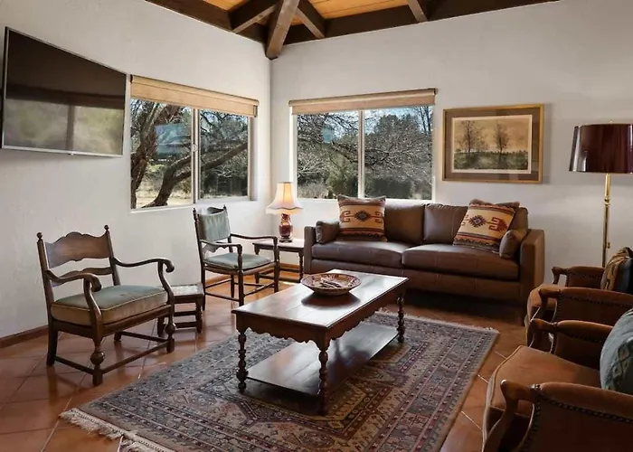 Secluded Countryside Desert Sanctuary For Family Holiday home *